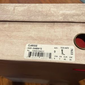 BRAND NEW BedStu boots. Red size 9.